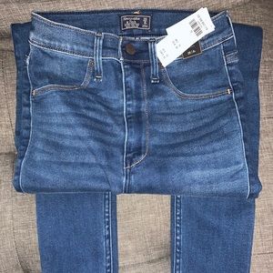 Abercrombie & Fitch Ultra High Rise Jean Leggings